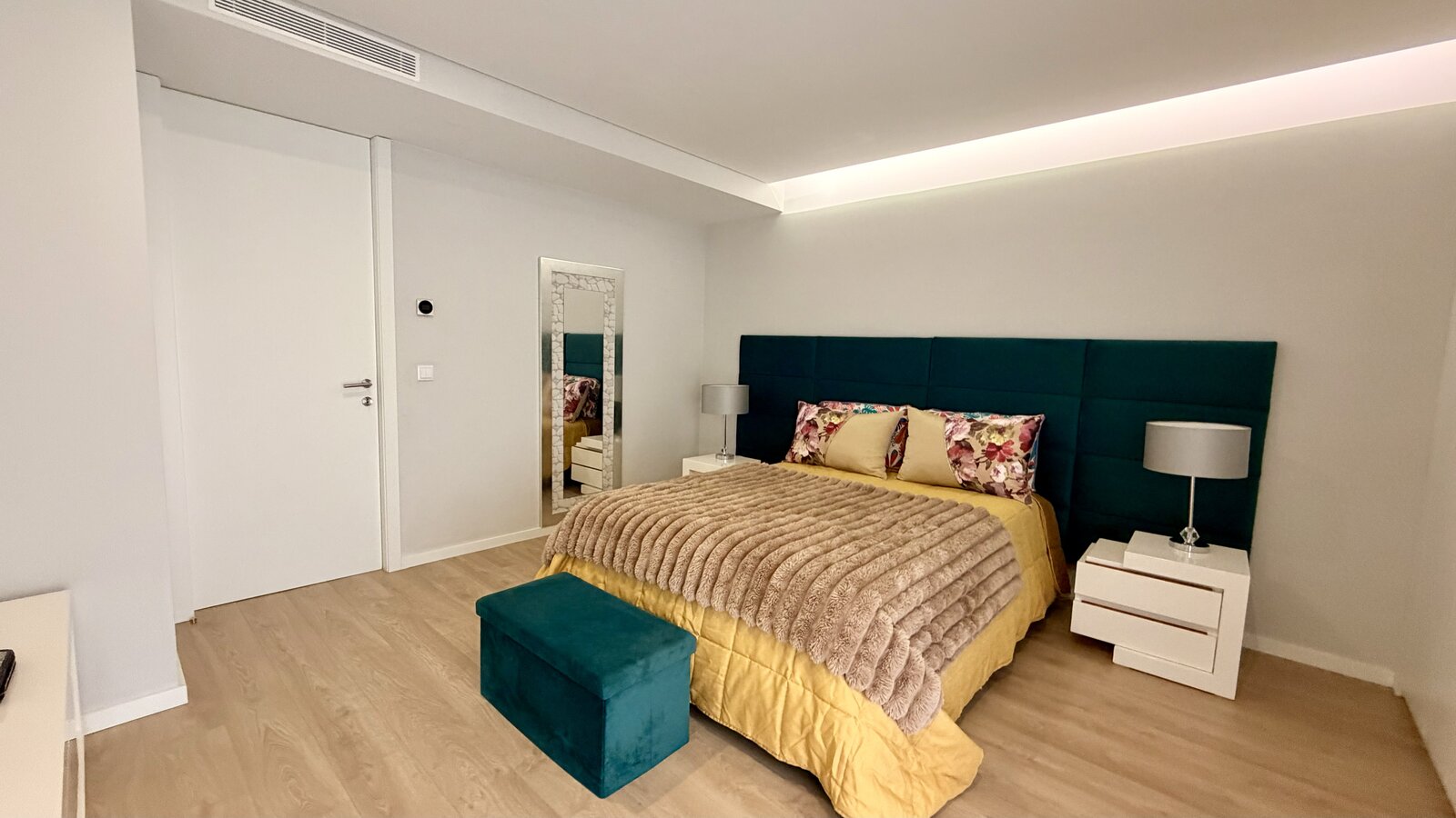 Quarto, ângulo 2