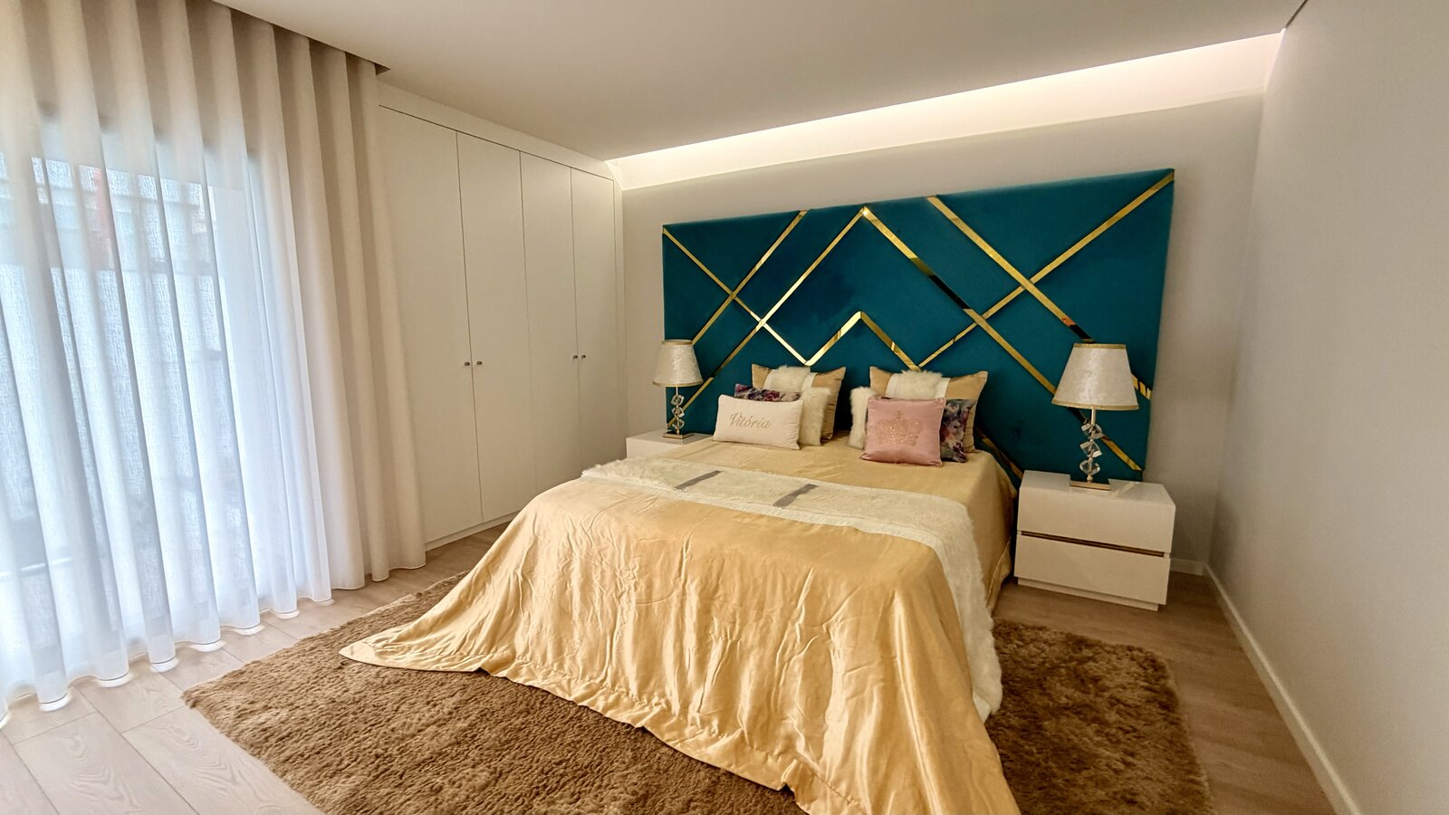 Quarto, ângulo 5