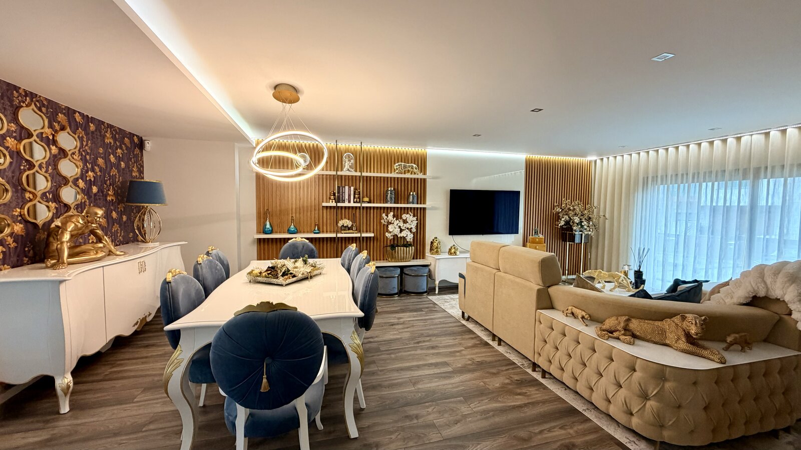 Sala de estar e jantar, ângulo 4